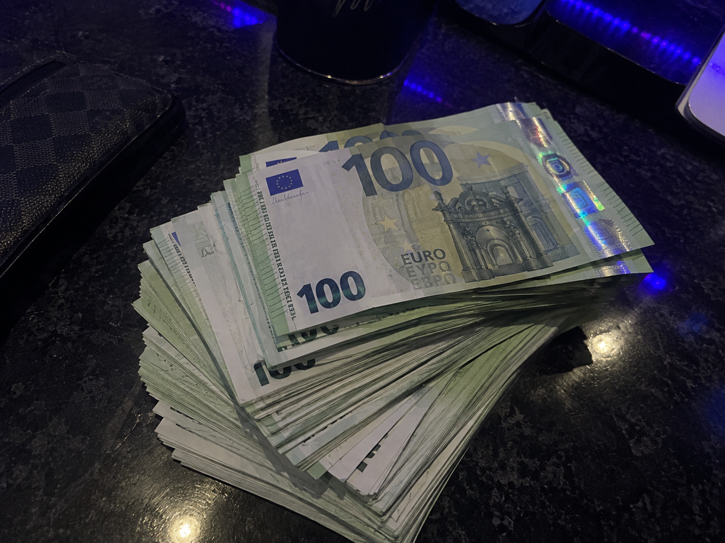 Fake money stacks